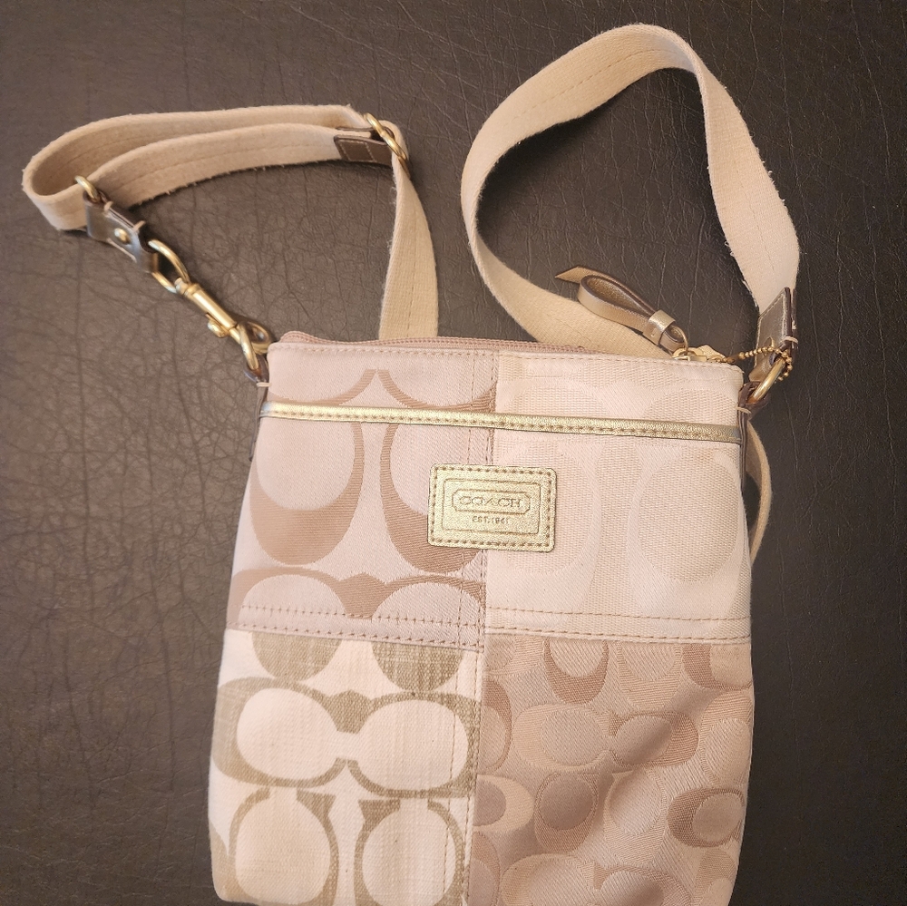 Coach Crossbody - Picture 2 of 10